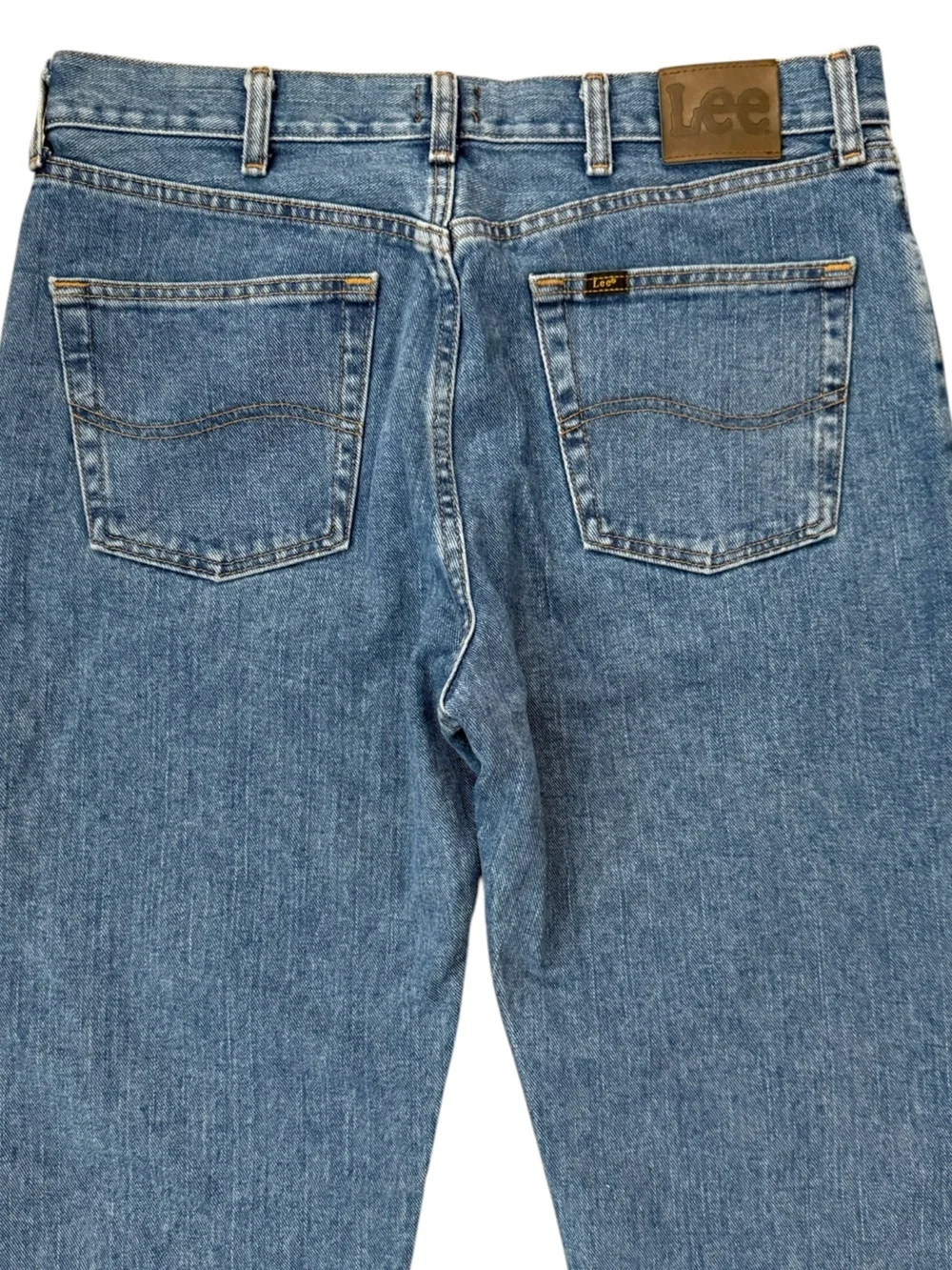 Lee Relaxed Fit Jeans Men’s 34x34 Fits 34x33.5 Medium Wash Straight Leg Cotton